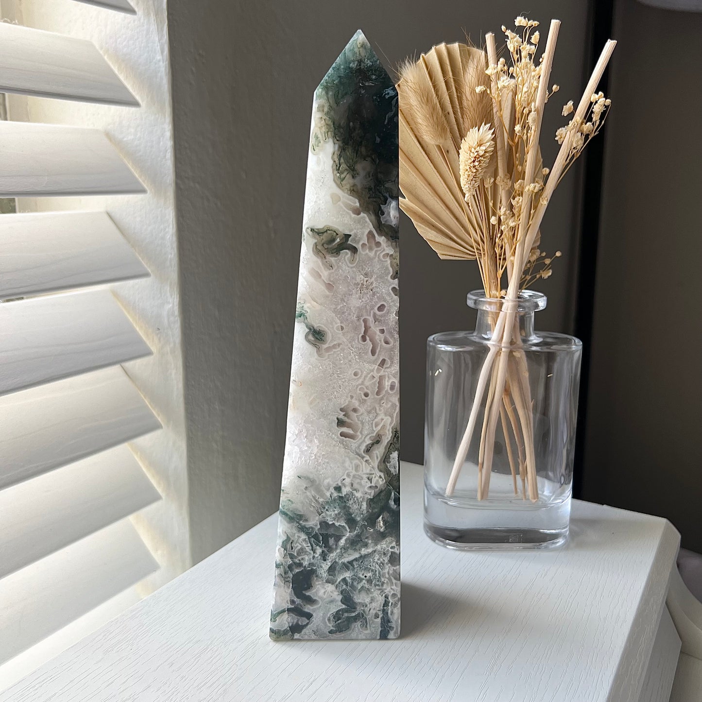 MOSS AGATE TOWER