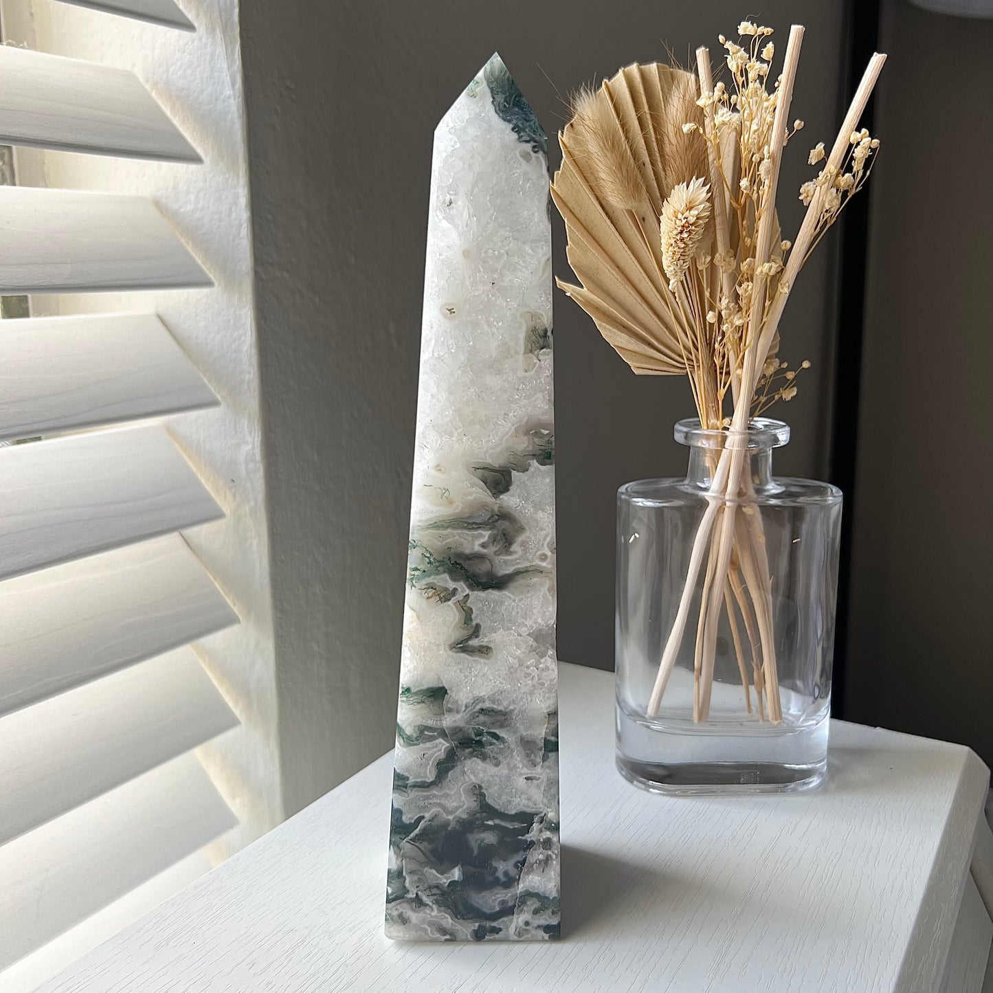 MOSS AGATE TOWER