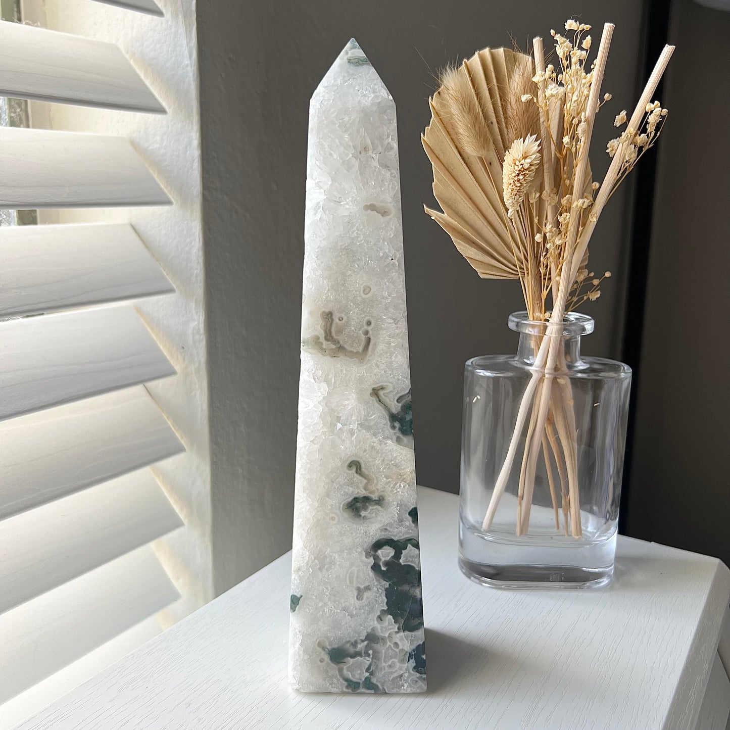 MOSS AGATE TOWER