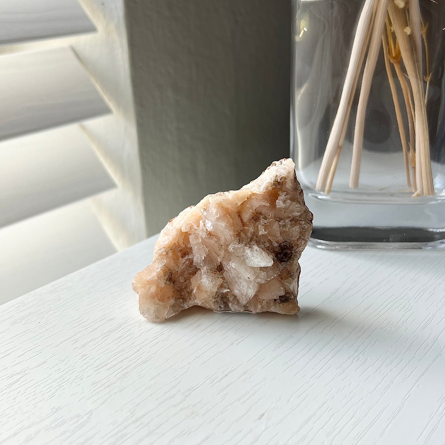 PEACH APOPHYLLITE SPECIMEN