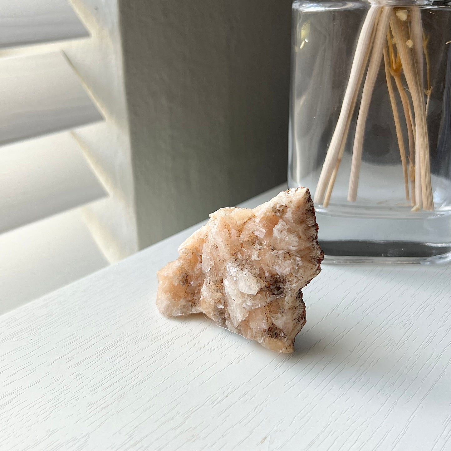 PEACH APOPHYLLITE SPECIMEN