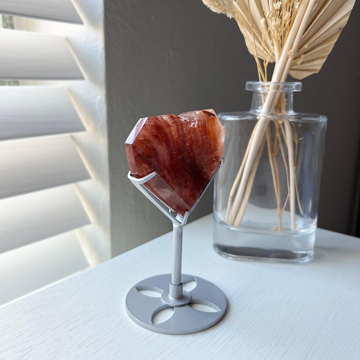 FIRE QUARTZ FACETED HEART ON STAND